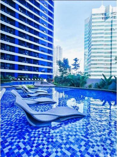 Apartamento Air Luxury Makati Cbd With Balcony Manila Exterior foto